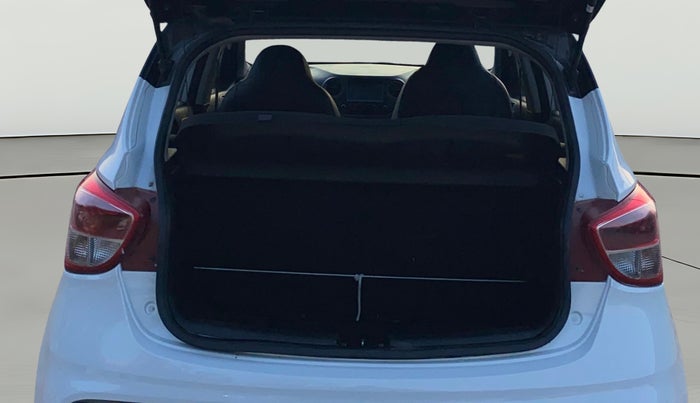 2018 Hyundai Grand i10 SPORTZ 1.2 KAPPA VTVT DUAL TONE, Petrol, Manual, 1,19,801 km, Boot Open Zoomed View