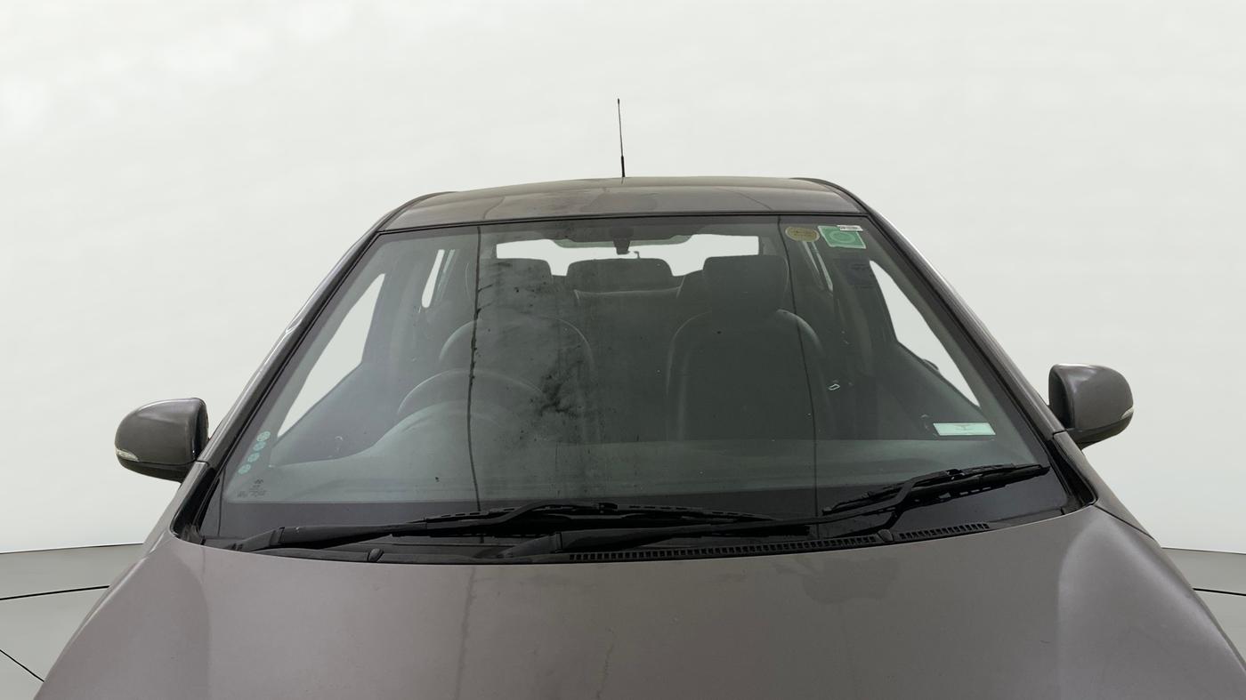 2013 Hyundai i20 MAGNA 1.2, Petrol, Manual, 56,877 km, Front Windshield