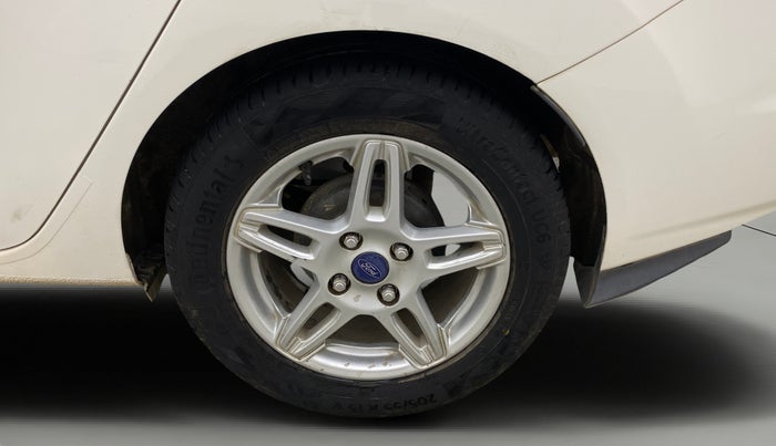 2015 Ford Fiesta TITANIUM DIESEL, Diesel, Manual, 58,007 km, Left Rear Wheel