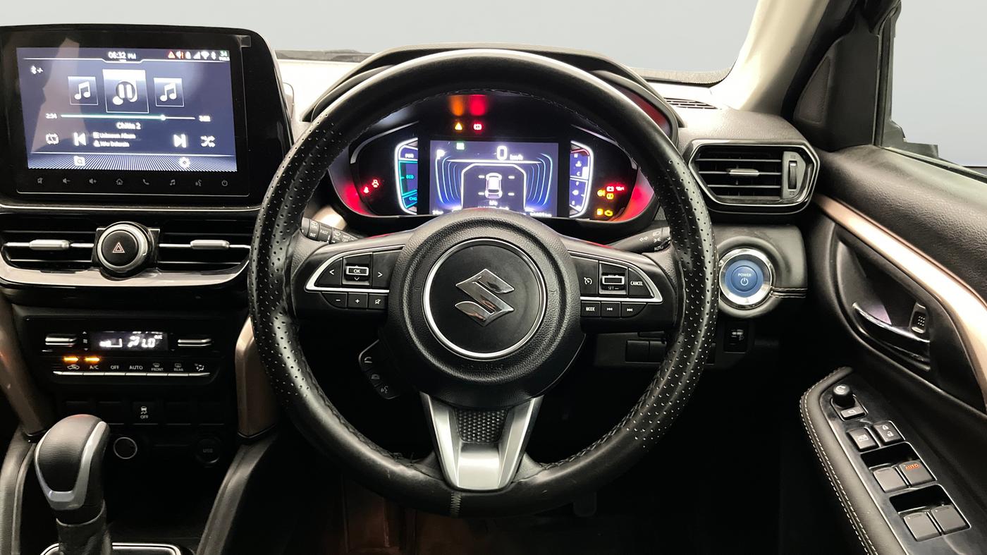 2025 Maruti Grand Vitara ZETA PLUS  HYBRID ECVT, Hybrid, Automatic, 30,655 km, Steering Wheel Close Up