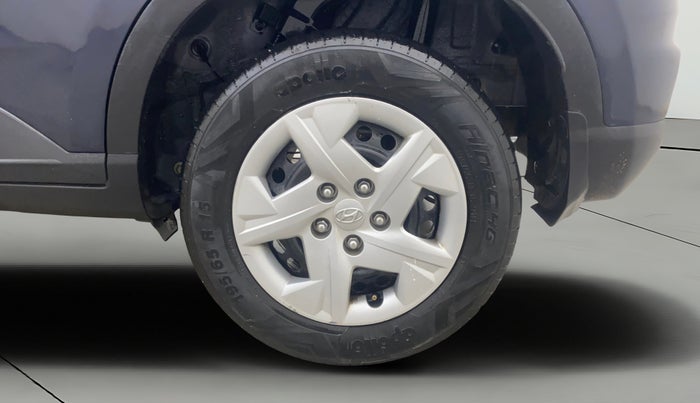 2020 Hyundai VENUE S 1.2, Petrol, Manual, 17,485 km, Left Rear Wheel