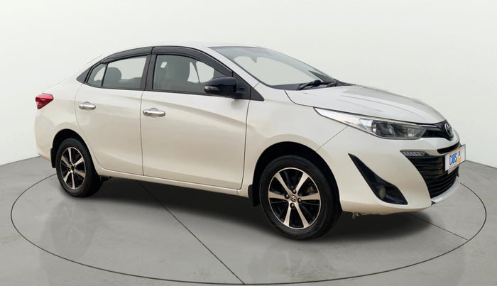 2020 Toyota YARIS VX CVT, Petrol, Automatic, 79,740 km, Right Front Diagonal