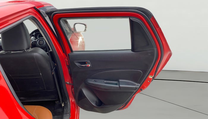 2022 Maruti Swift ZXI, Petrol, Manual, 1,12,438 km, RHS Rear Door