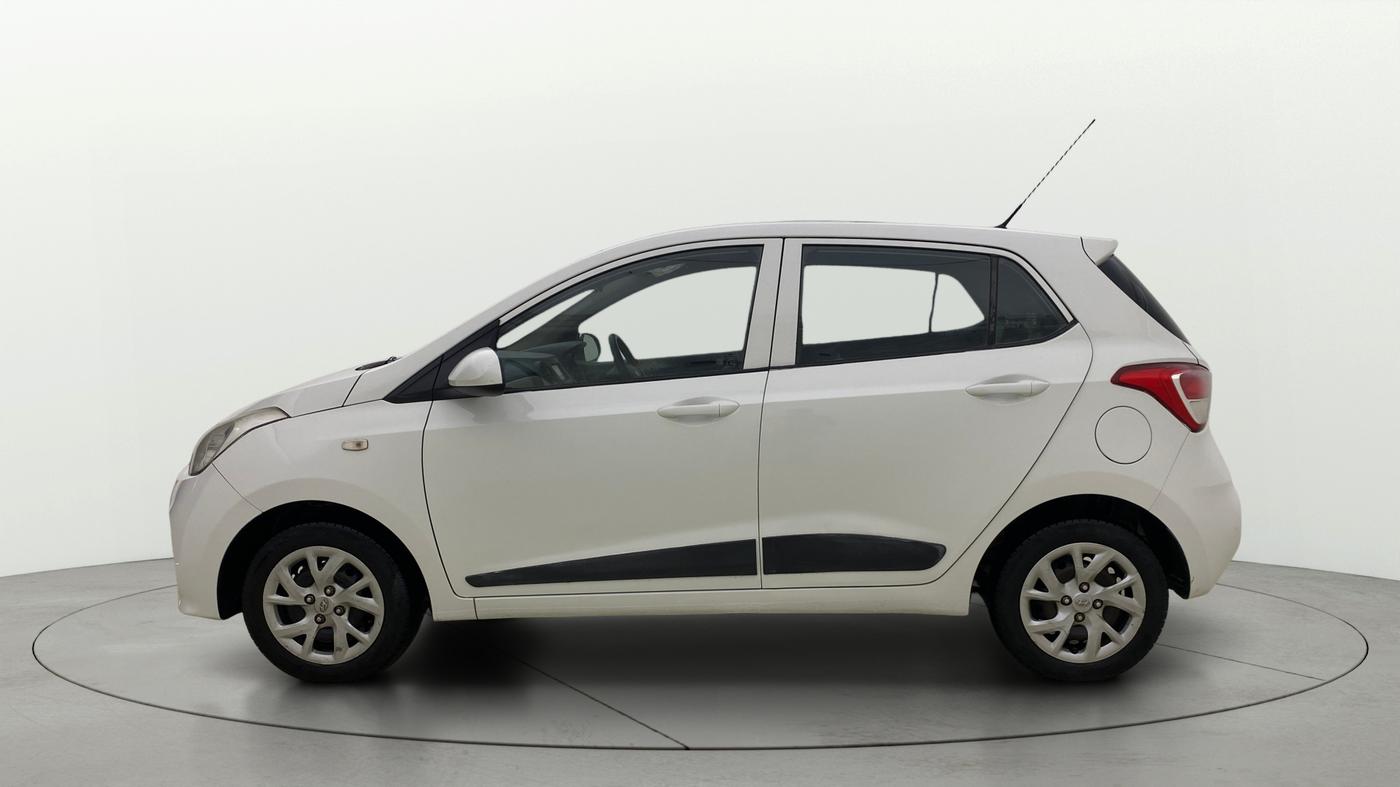2017 Hyundai Grand i10 SPORTZ U2 1.2 CRDI, Diesel, Manual, 90,434 km, Left Side