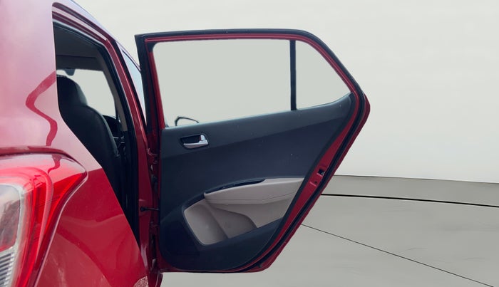 2017 Hyundai Grand i10 SPORTZ (O) 1.2 KAPPA VTVT, Petrol, Manual, 76,949 km, RHS Rear Door