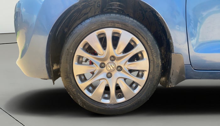 2017 Maruti Baleno ZETA PETROL 1.2, Petrol, Manual, 1,44,704 km, Left Front Wheel