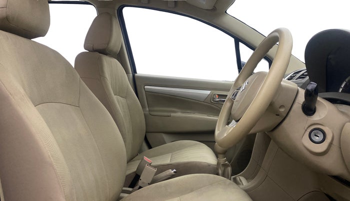 2016 Maruti Ertiga VXI, Petrol, Manual, 79,951 km, Right Side Front Door Cabin