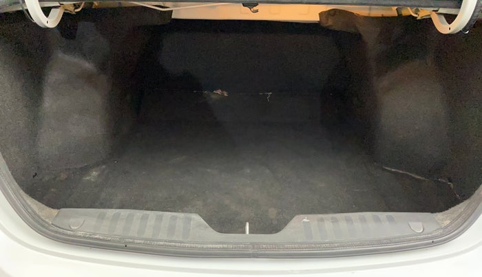 2021 Maruti Ciaz ZETA 1.5 SHVS MT PETROL, Petrol, Manual, 86,726 km, Boot Inside