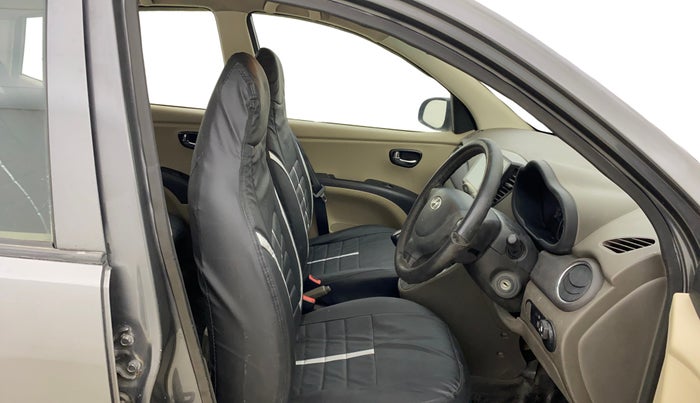 2013 Hyundai i10 MAGNA 1.2, CNG, Manual, 91,614 km, Right Side Front Door Cabin