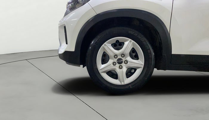 2023 KIA SONET  HTE 1.5 DIESEL IMT , Diesel, Manual, 45,477 km, Left Front Wheel