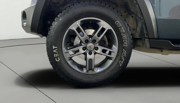 2022 Mahindra Thar LX HT PETROL 4WD MT, Petrol, Manual, 52,058 km, Left Front Wheel