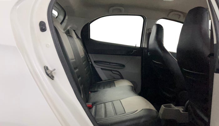 2018 Tata Tiago XT PETROL, Petrol, Manual, 59,643 km, Right Side Rear Door Cabin