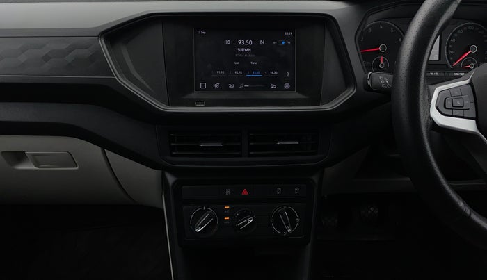 2024 Volkswagen TAIGUN COMFORTLINE 1.0 TSI MT, Petrol, Manual, 6,835 km, Air Conditioner