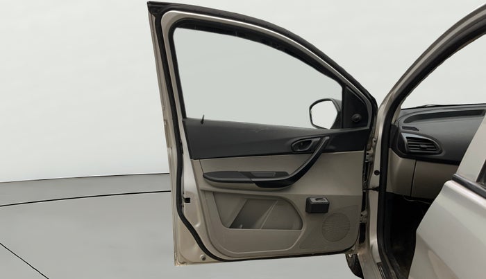 2018 Tata Tiago XE PETROL, Petrol, Manual, 56,825 km, LHS Front Door
