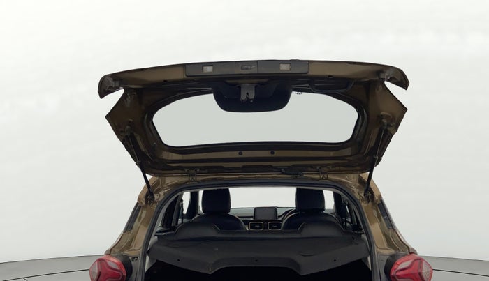 2022 Tata PUNCH ACCOMPLISHED MT, Petrol, Manual, 72,738 km, Boot Door Open