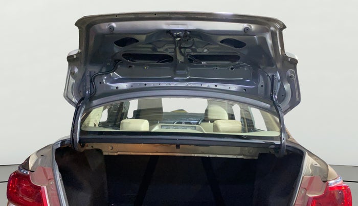 2022 Maruti Dzire ZXI AMT, Petrol, Automatic, 2,822 km, Boot Door Open