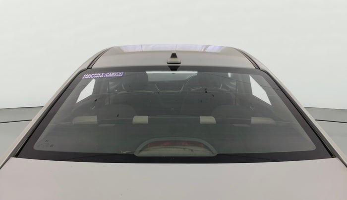 2017 Hyundai Verna 1.6 EX CRDI, Diesel, Manual, 1,33,554 km, Rear Windshield