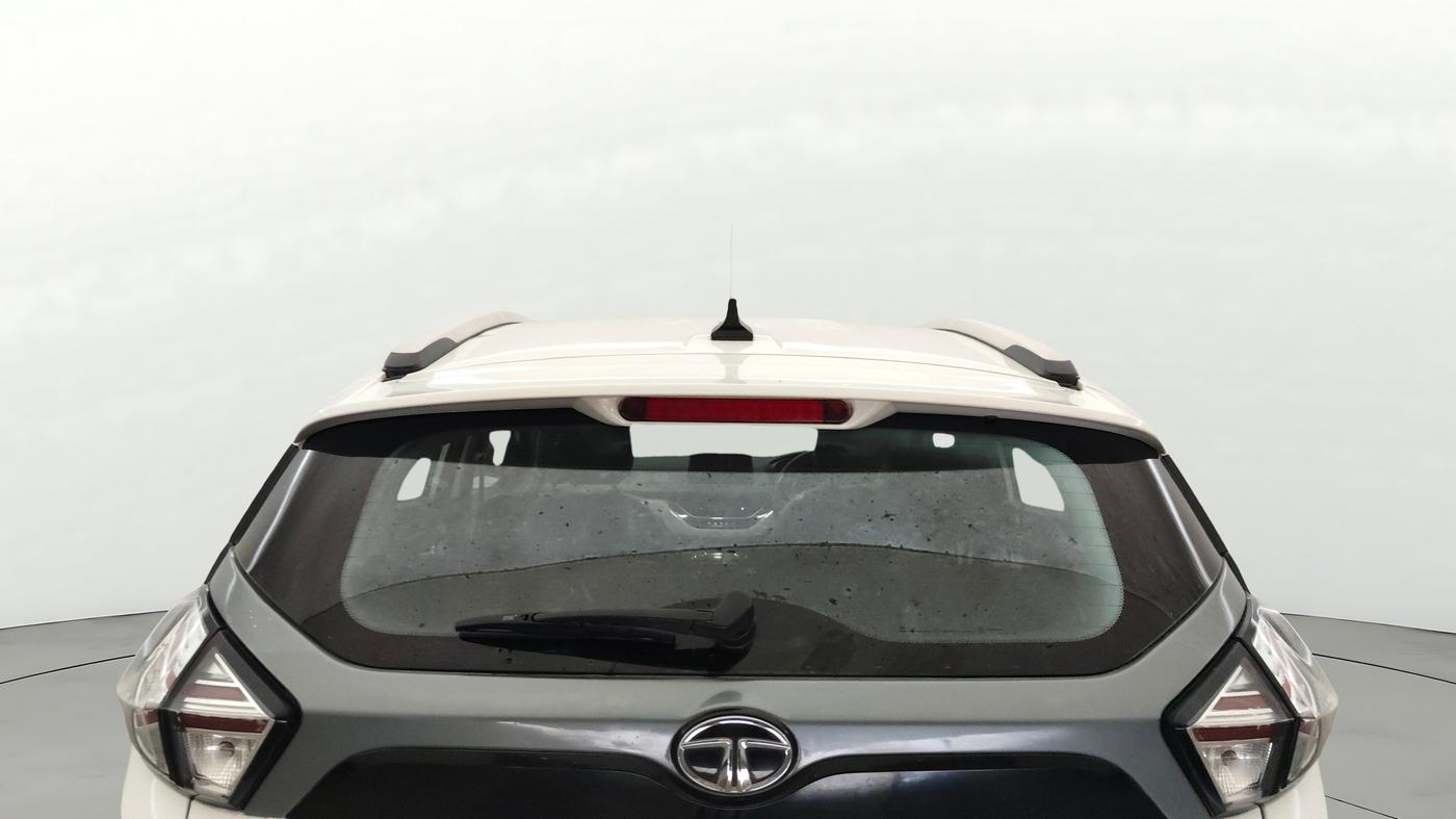 2021 Tata NEXON XZA PLUS DIESEL, Diesel, Automatic, 93,934 km, Rear Windshield