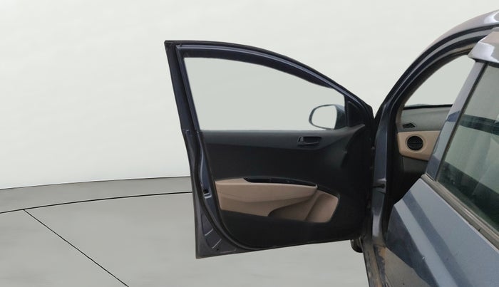 2014 Hyundai Grand i10 MAGNA 1.2 KAPPA VTVT, Petrol, Manual, 1,04,591 km, LHS Front Door