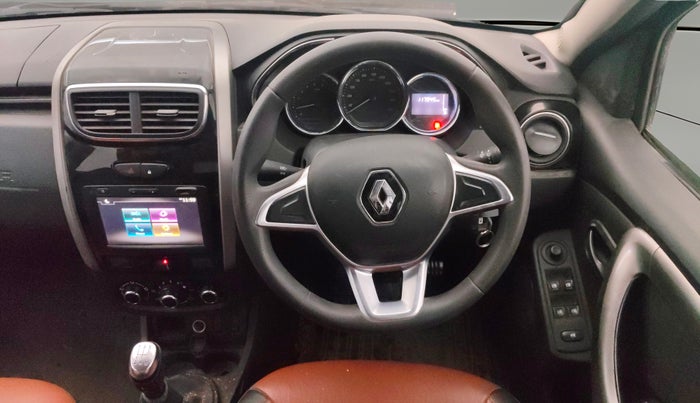 2019 Renault Duster 85 PS RXS MT DIESEL, Diesel, Manual, 1,17,943 km, Steering Wheel Close Up