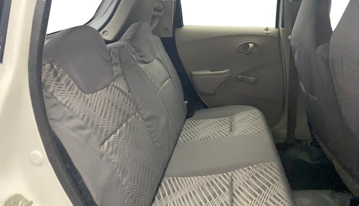 2016 Datsun Go T, Petrol, Manual, 1,25,922 km, Right Side Rear Door Cabin