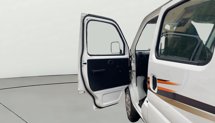 2022 Maruti Eeco 5 STR AC (O), Petrol, Manual, 14,671 km, LHS Front Door