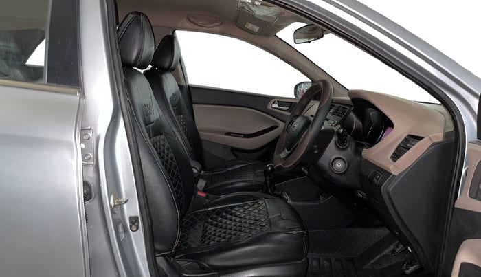 2019 Hyundai Elite i20 MAGNA PLUS 1.2, Petrol, Manual, 54,403 km, Right Side Front Door Cabin