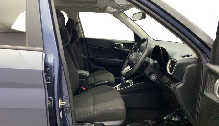 2022 Hyundai VENUE SX 1.0 TURBO, Petrol, Manual, 20,467 km, Right Side Front Door Cabin