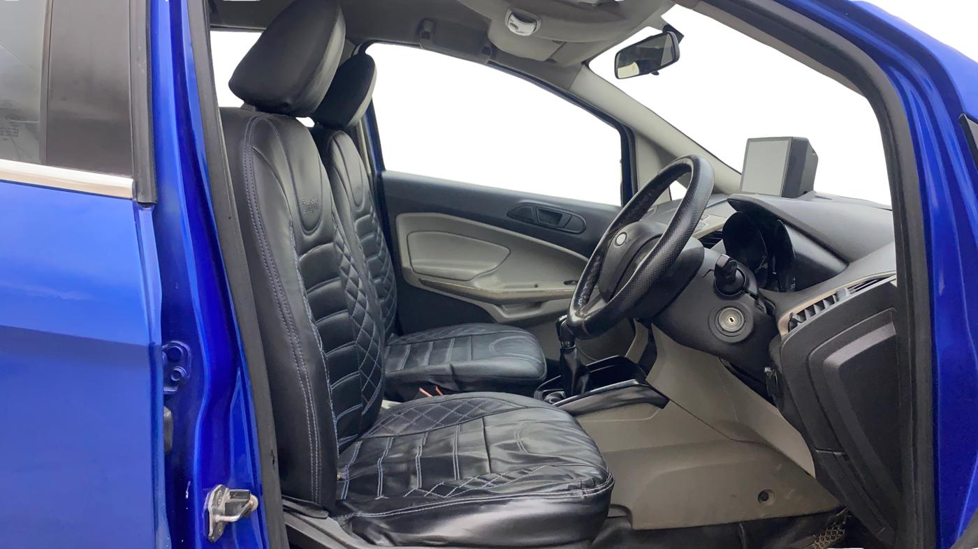2014 Ford Ecosport AMBIENTE 1.5L DIESEL, Diesel, Manual, 1,08,854 km, Right Side Front Door Cabin