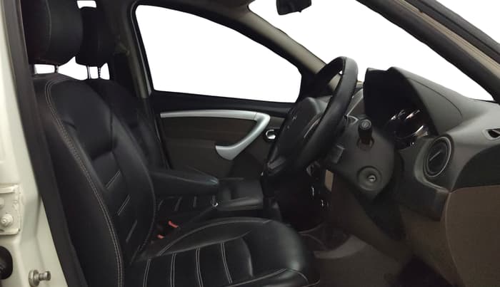 2017 Renault Duster 85 PS RXZ DIESEL, Diesel, Manual, 1,38,402 km, Right Side Front Door Cabin