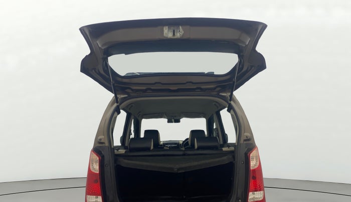 2017 Maruti Wagon R 1.0 VXI, Petrol, Manual, 87,548 km, Boot Door Open