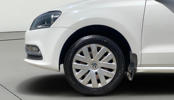 2017 Volkswagen Polo COMFORTLINE 1.2L, Petrol, Manual, 71,890 km, Left Front Wheel