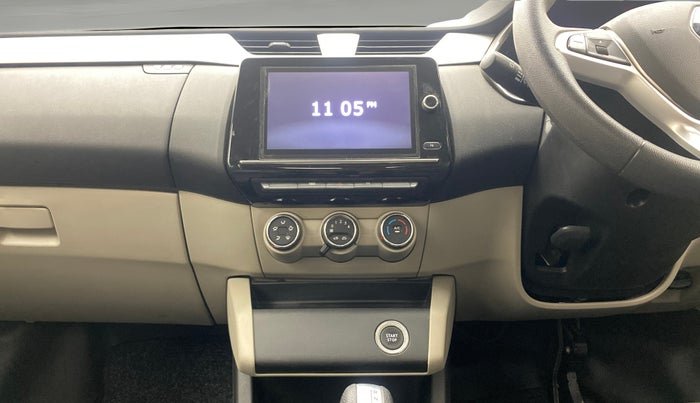 2021 Renault TRIBER RXZ AMT, Petrol, Automatic, 40,160 km, Air Conditioner