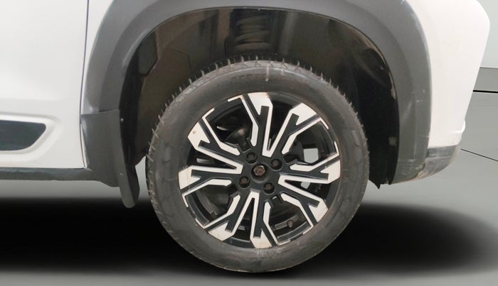 2021 Renault Kiger RXT (O) AMT, Petrol, Automatic, 39,237 km, Right Front Wheel