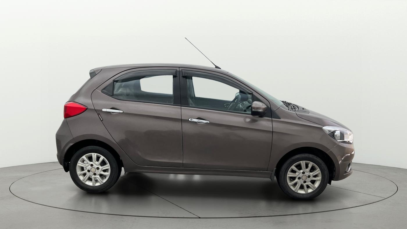 2018 Tata Tiago XZA PETROL, Petrol, Automatic, 46,372 km, Right Side View