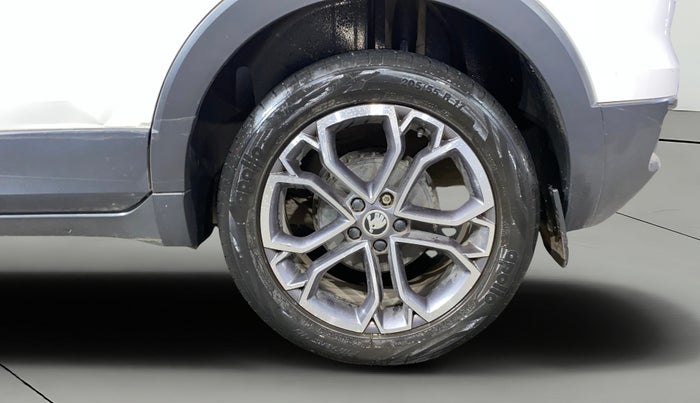 2022 Skoda KUSHAQ STYLE 1.5L TSI DSG, Petrol, Automatic, 50,926 km, Left Rear Wheel