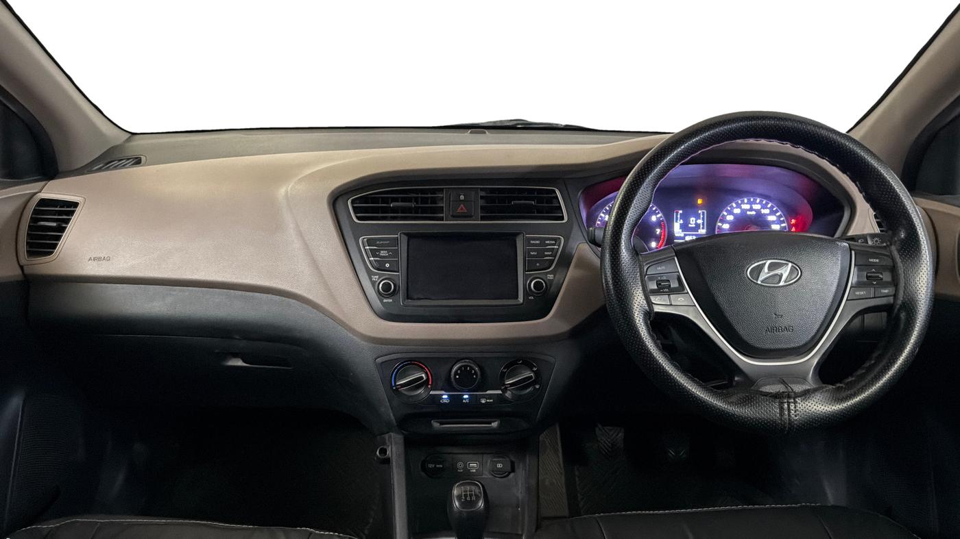 2019 Hyundai Elite i20 SPORTZ PLUS 1.2, Petrol, Manual, 49,674 km, Dashboard