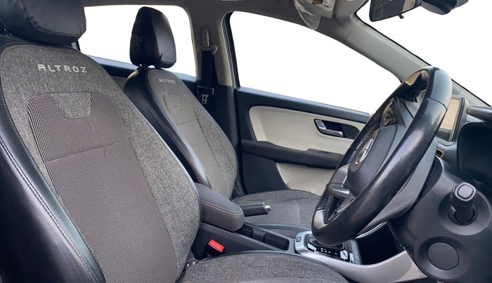 2022 Tata ALTROZ XZA, Petrol, Automatic, 41,234 km, Right Side Front Door Cabin