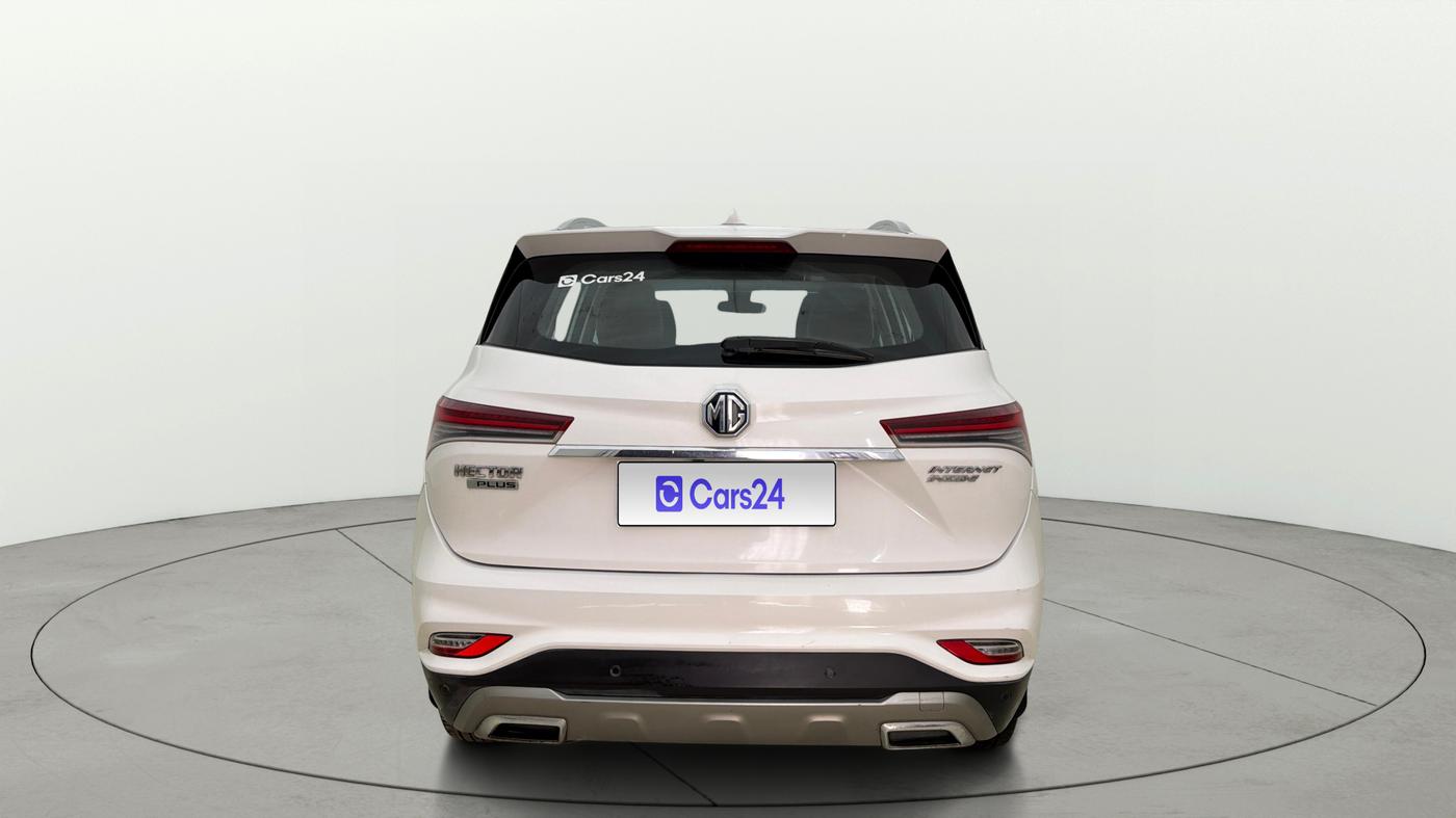 2023 MG HECTOR PLUS SHARP 1.5 PETROL TURBO CVT 6-STR, Petrol, Automatic, 25,994 km, Back/Rear