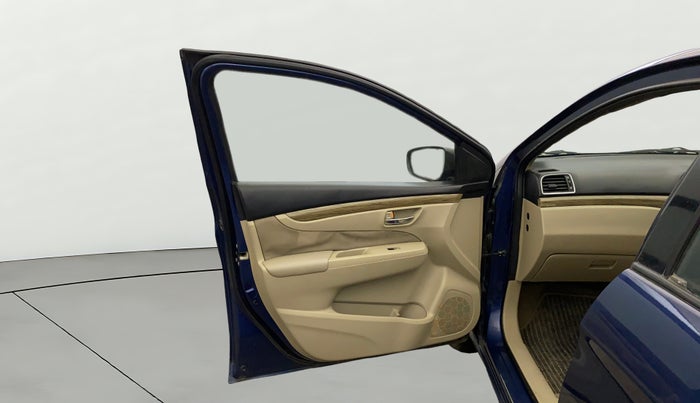 2018 Maruti Ciaz DELTA 1.5 SHVS MT PETROL, Petrol, Manual, 84,113 km, LHS Front Door