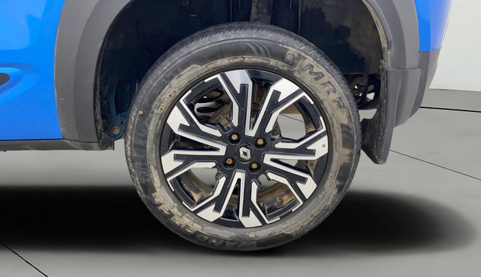 2022 Renault Kiger RXT (O) AMT DUAL TONE, Petrol, Automatic, 29,013 km, Left Rear Wheel