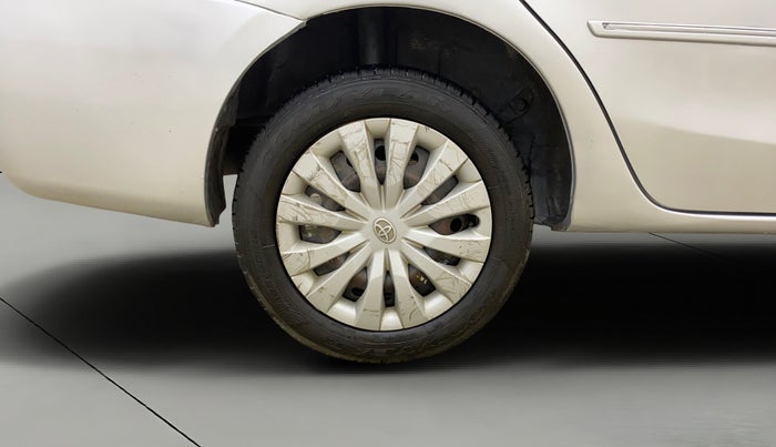 2013 Toyota Etios G, Petrol, Manual, 1,11,026 km, Right Rear Wheel