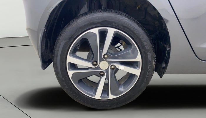 2022 Tata ALTROZ XZ PLUS PETROL, Petrol, Manual, 37,949 km, Right Rear Wheel