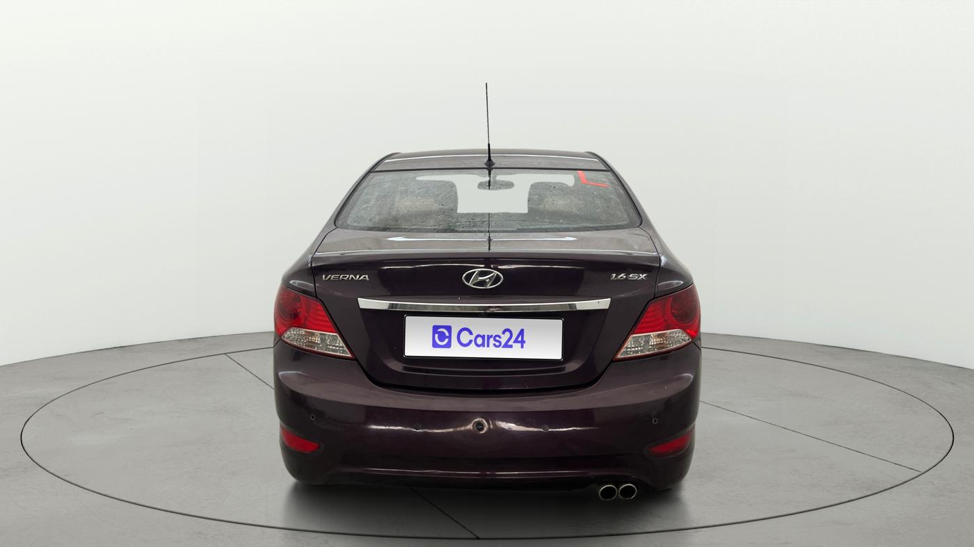 2013 Hyundai Verna FLUIDIC 1.6 VTVT SX OPT AT, Petrol, Automatic, 1,02,812 km, Back/Rear