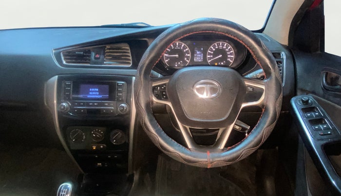 2015 Tata Bolt XMS REVOTRON, Petrol, Manual, 97,657 km, Steering Wheel Close Up