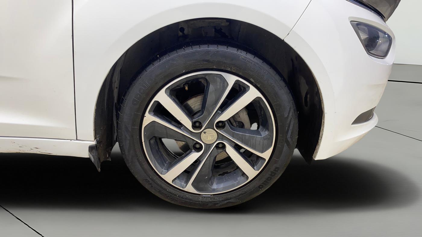 2020 Tata ALTROZ XZ DIESEL, Diesel, Manual, 1,43,911 km, Right Front Wheel
