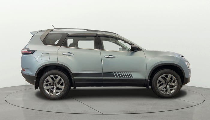 2022 Tata Safari XT PLUS, Diesel, Manual, 39,402 km, Right Side View