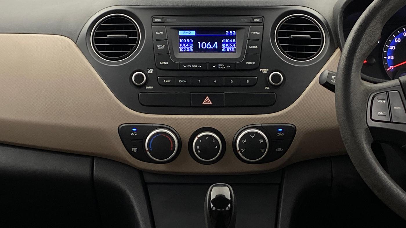 2016 Hyundai Xcent S AT 1.2, Petrol, Automatic, 47,158 km, Air Conditioner