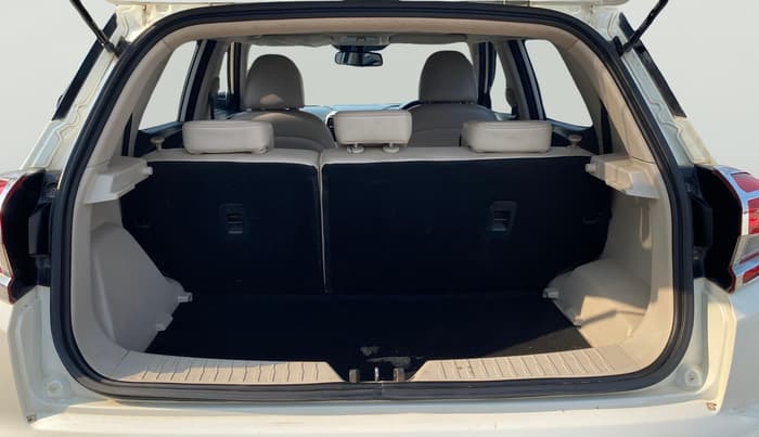 2021 Mahindra XUV300 W8 (O) 1.5 DIESEL, Diesel, Manual, 80,893 km, Boot Open Zoomed View