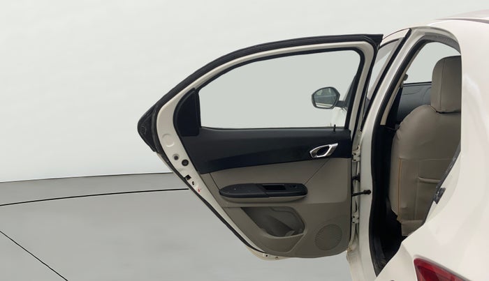 2018 Tata Tiago XZ PETROL, CNG, Manual, 68,109 km, LHS Rear Door